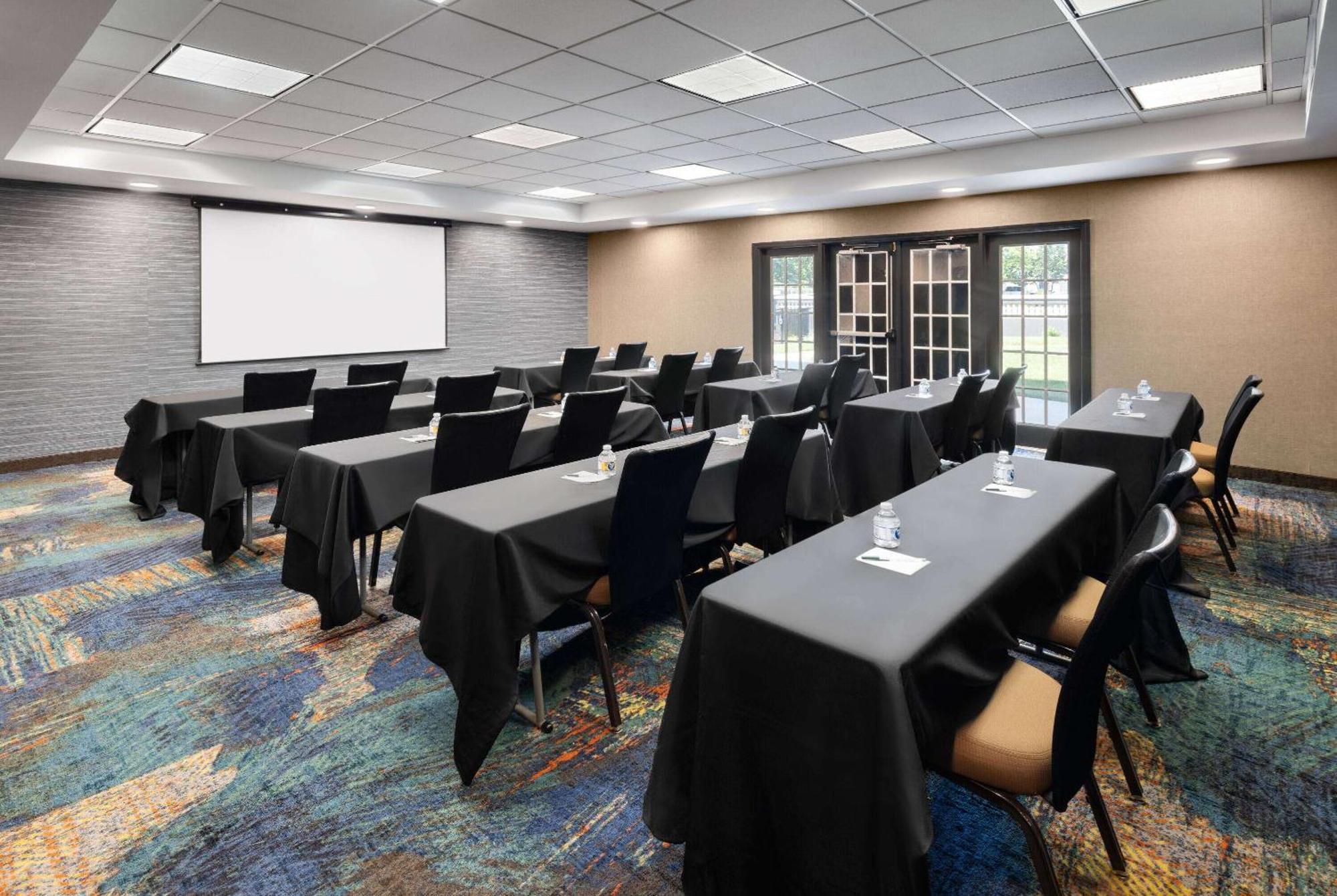 La Quinta By Wyndham Greensboro Nc Exterior photo